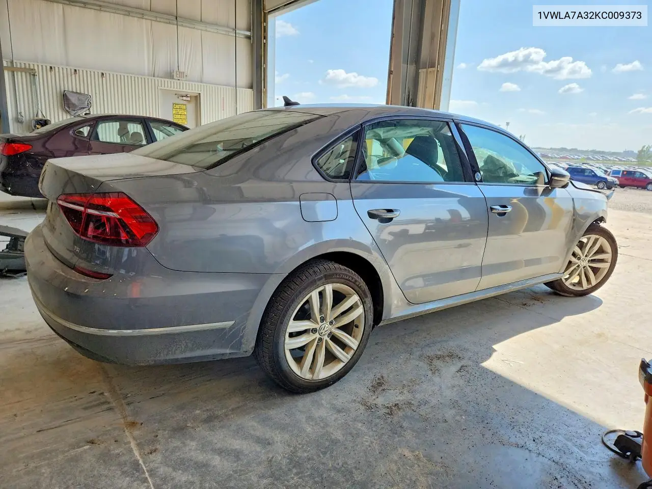 2019 Volkswagen Passat Wolfsburg VIN: 1VWLA7A32KC009373 Lot: 60805896