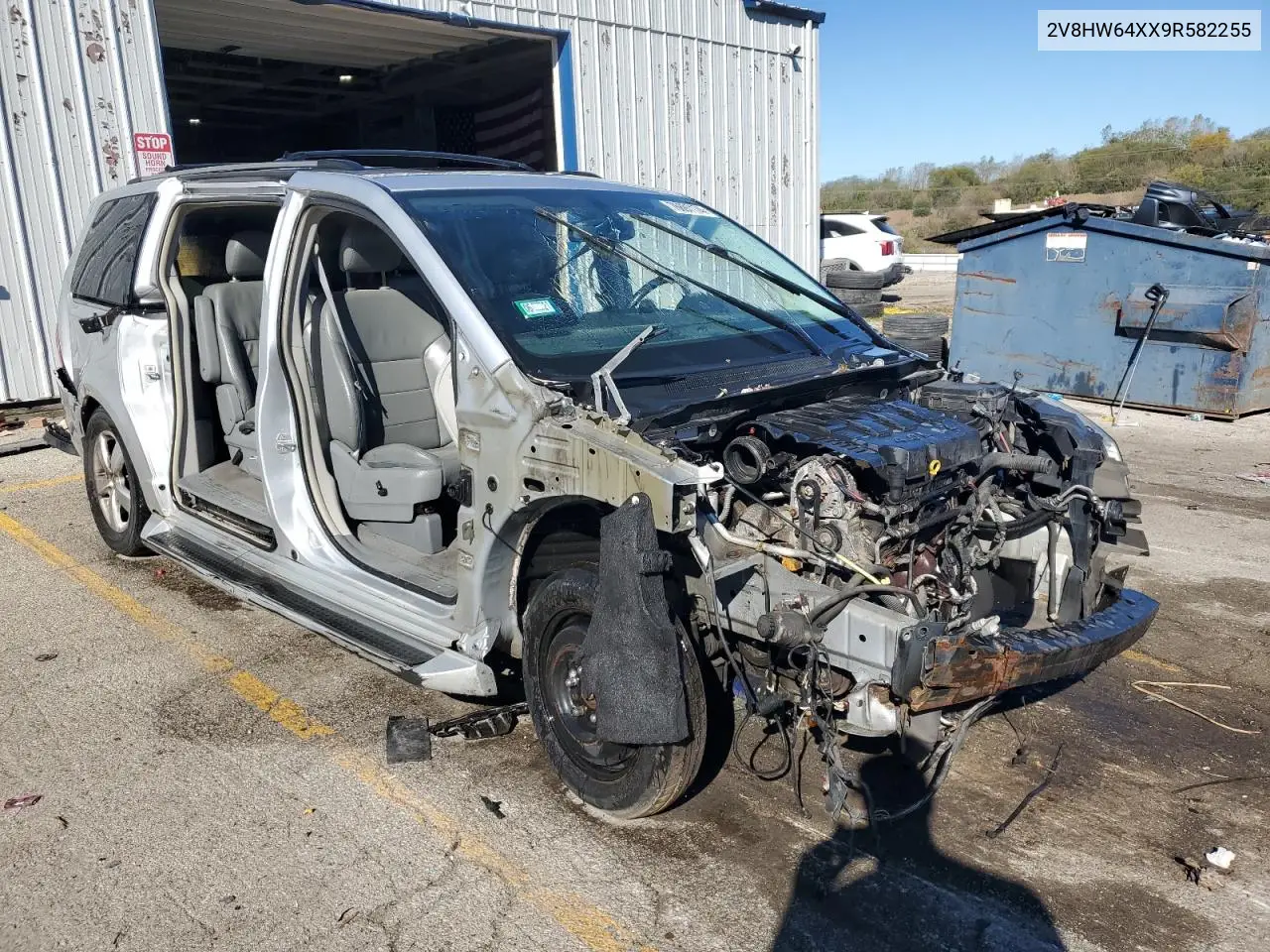 2009 Volkswagen Routan Sel Premium VIN: 2V8HW64XX9R582255 Lot: 51108745