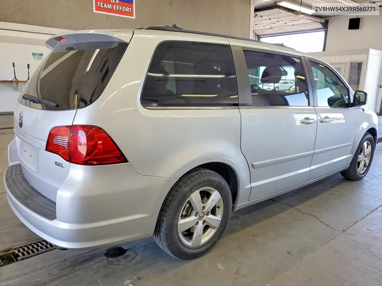 2009 Volkswagen Routan Sel VIN: 2V8HW54X39R560771 Lot: 60428866