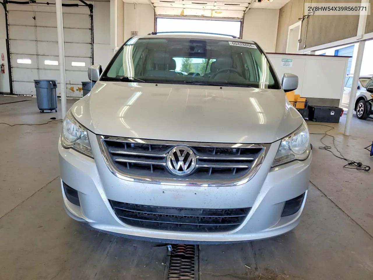 2009 Volkswagen Routan Sel VIN: 2V8HW54X39R560771 Lot: 60428866