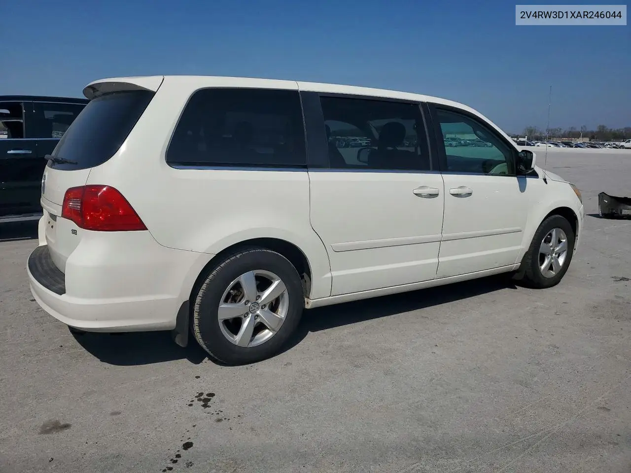 2010 Volkswagen Routan Se VIN: 2V4RW3D1XAR246044 Lot: 47627986