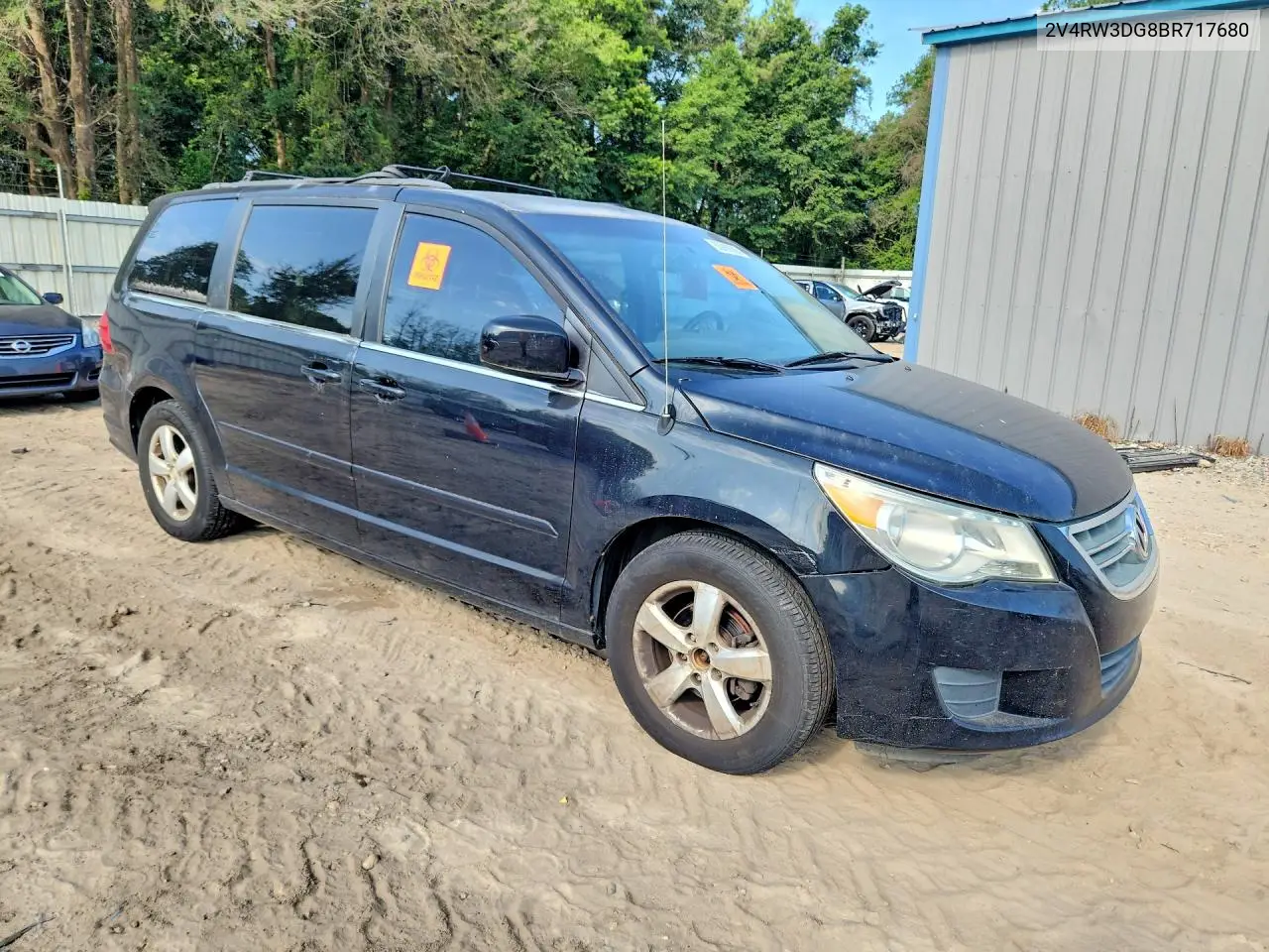2011 Volkswagen Routan Se VIN: 2V4RW3DG8BR717680 Lot: 85988505