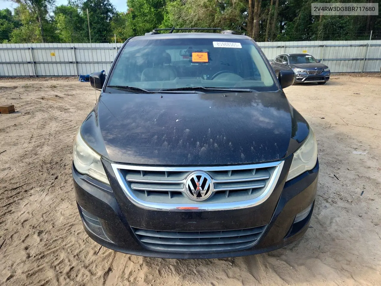 2011 Volkswagen Routan Se VIN: 2V4RW3DG8BR717680 Lot: 85988505