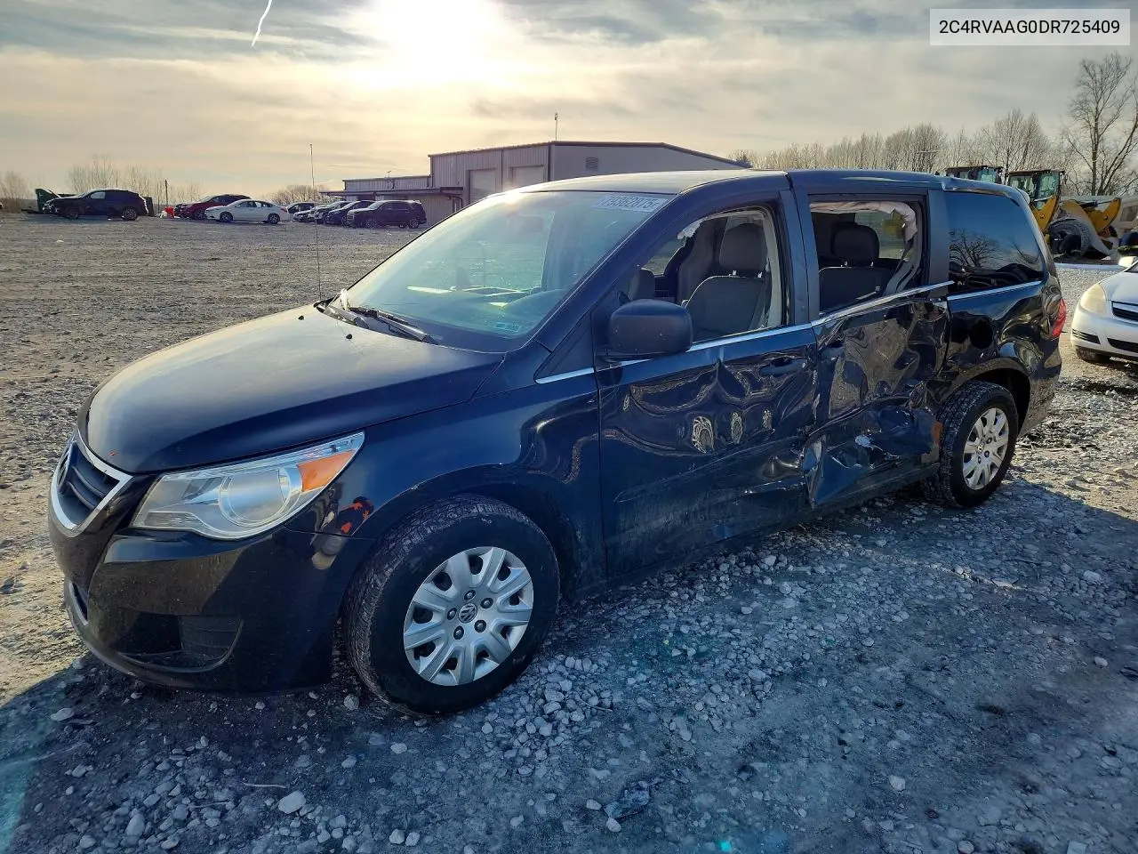 2013 Volkswagen Routan S VIN: 2C4RVAAG0DR725409 Lot: 79362875
