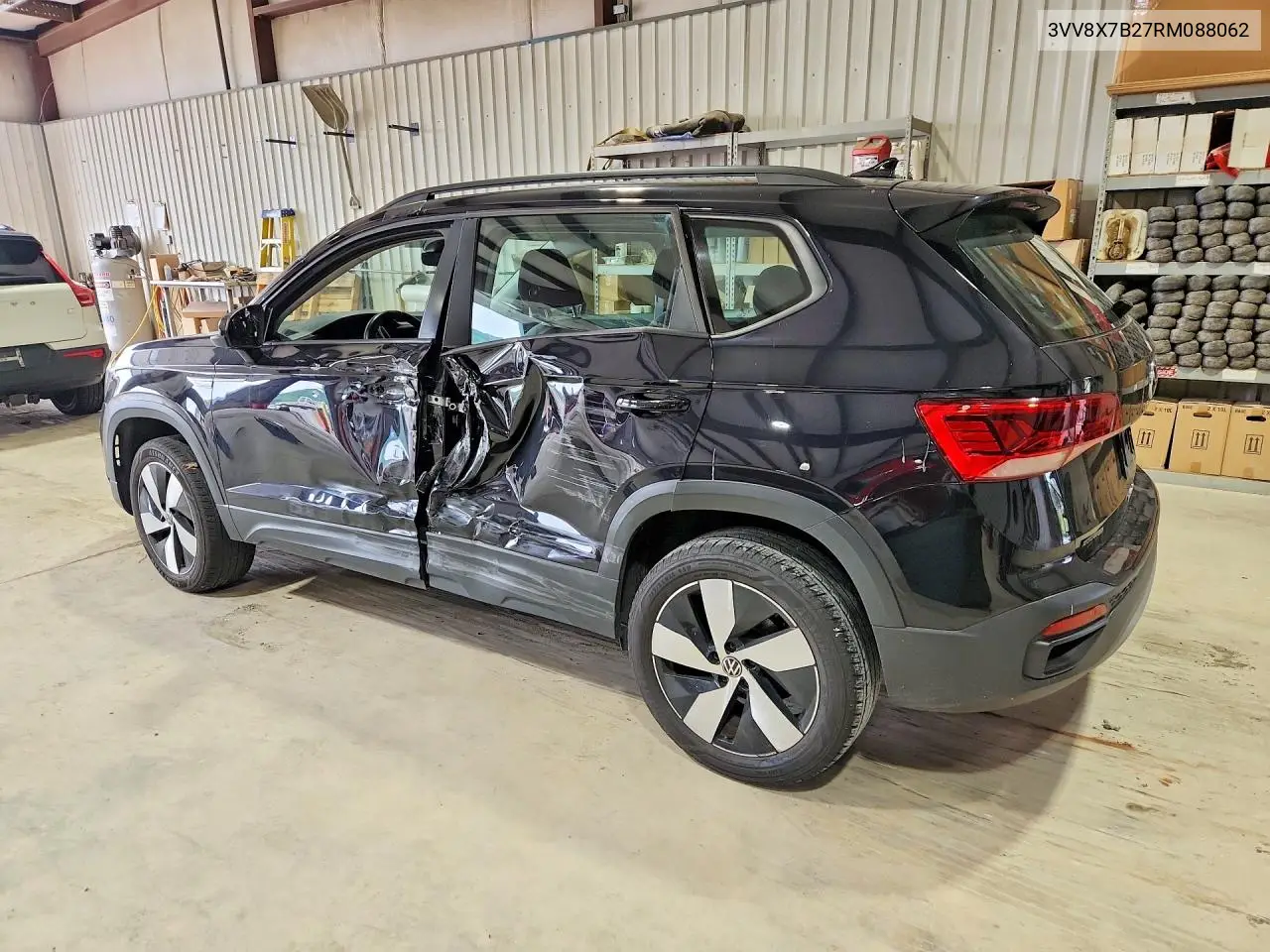 2024 Volkswagen Taos S VIN: 3VV8X7B27RM088062 Lot: 59239396