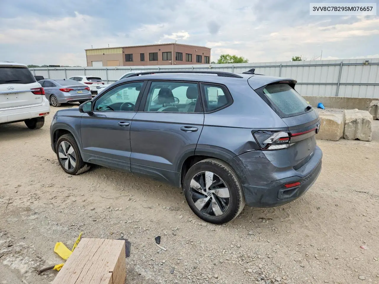 2025 Volkswagen Taos S VIN: 3VV8C7B29SM076657 Lot: 60772316