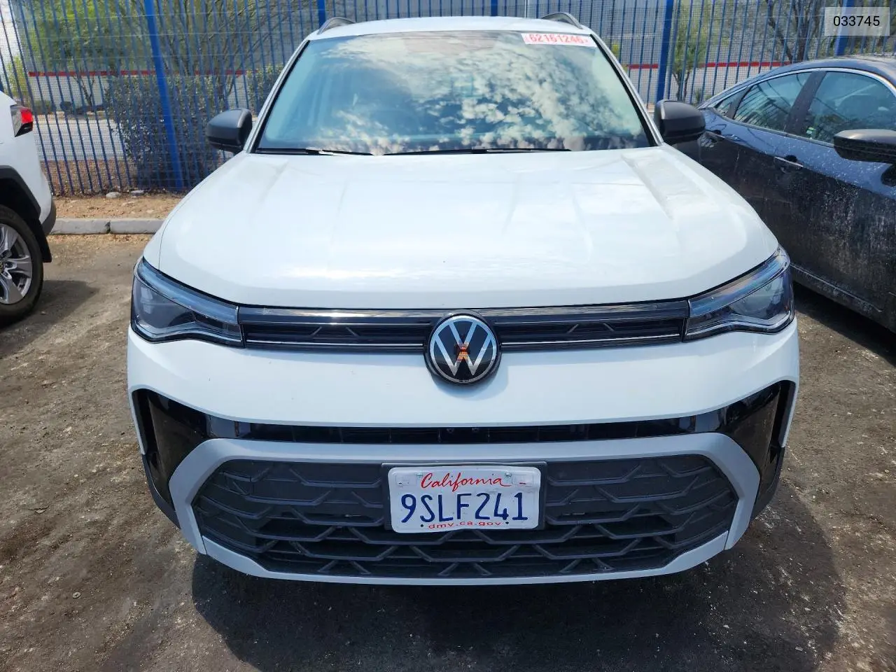 2025 Volkswagen Taos S VIN: 033745 Lot: 62161246