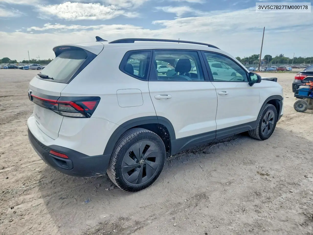 2026 Volkswagen Taos S VIN: 3VV5C7B27TM000178 Lot: 61685896