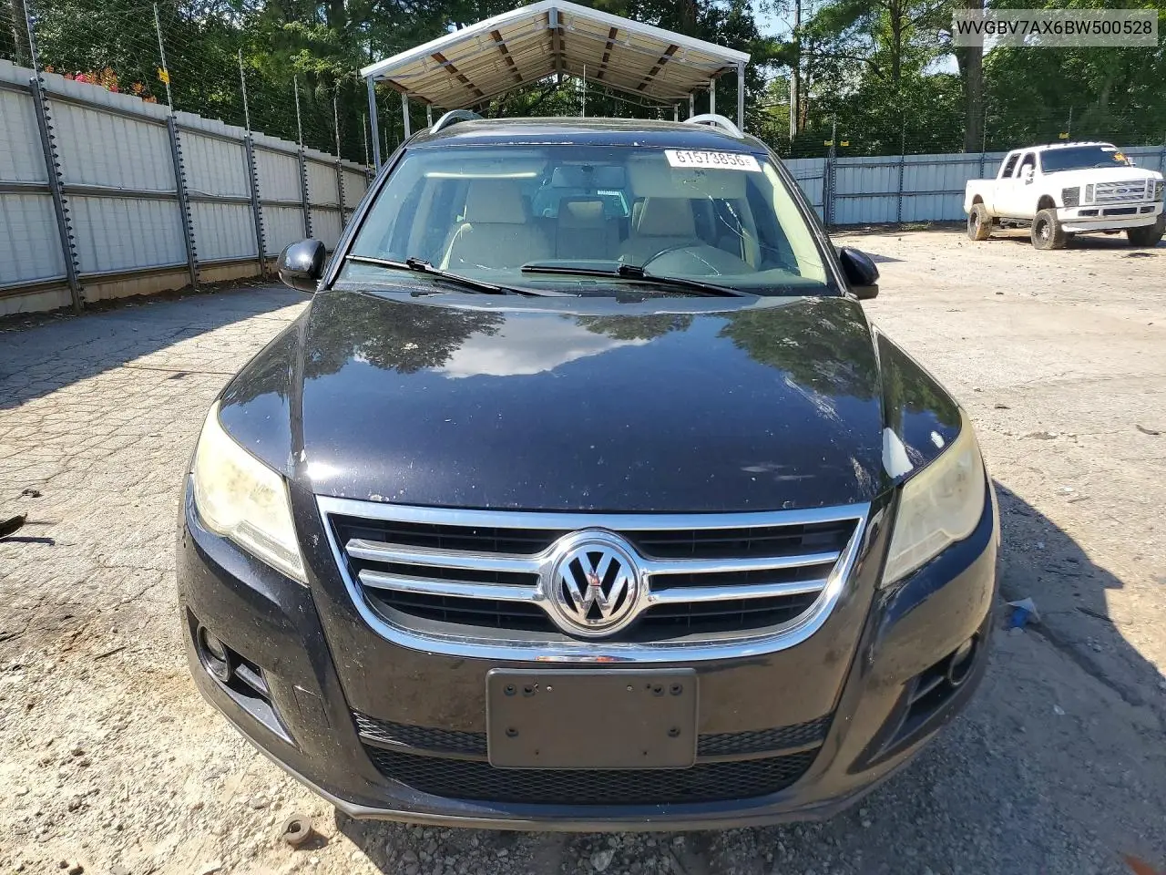 2011 Volkswagen Tiguan S VIN: WVGBV7AX6BW500528 Lot: 61573856