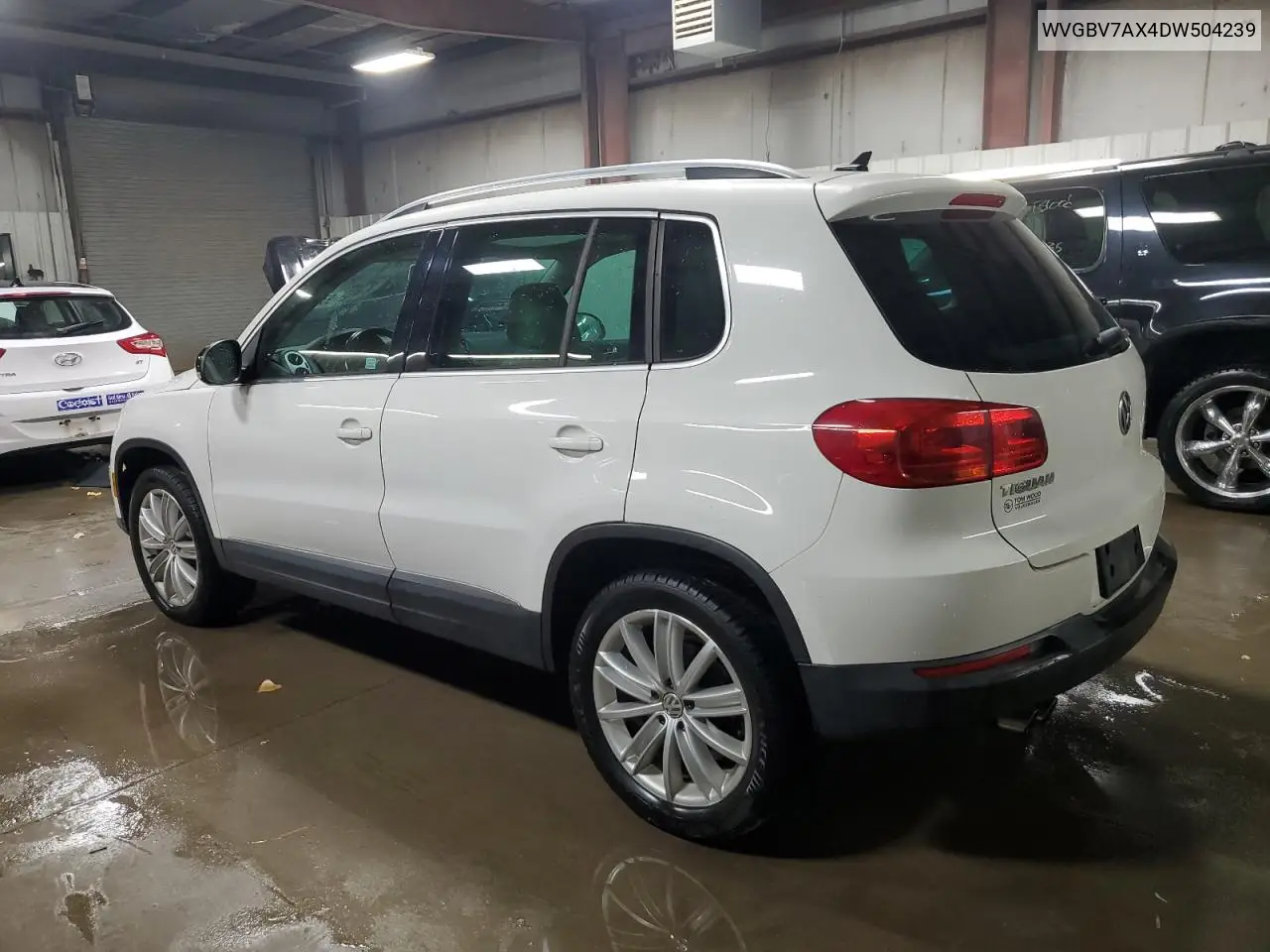 WVGBV7AX4DW504239 2013 Volkswagen Tiguan S