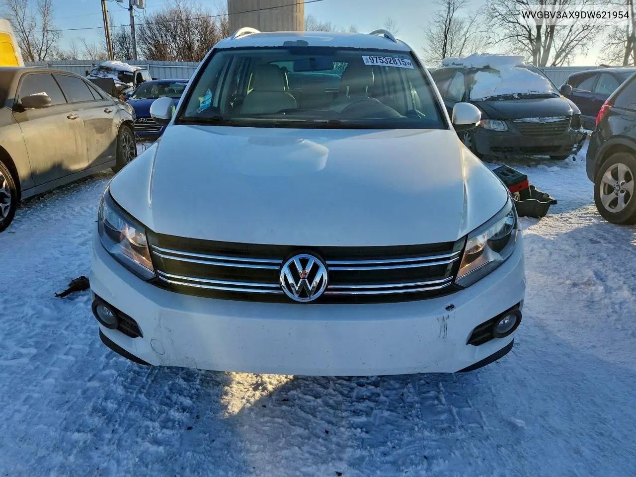 WVGBV3AX9DW621954 2013 Volkswagen Tiguan S