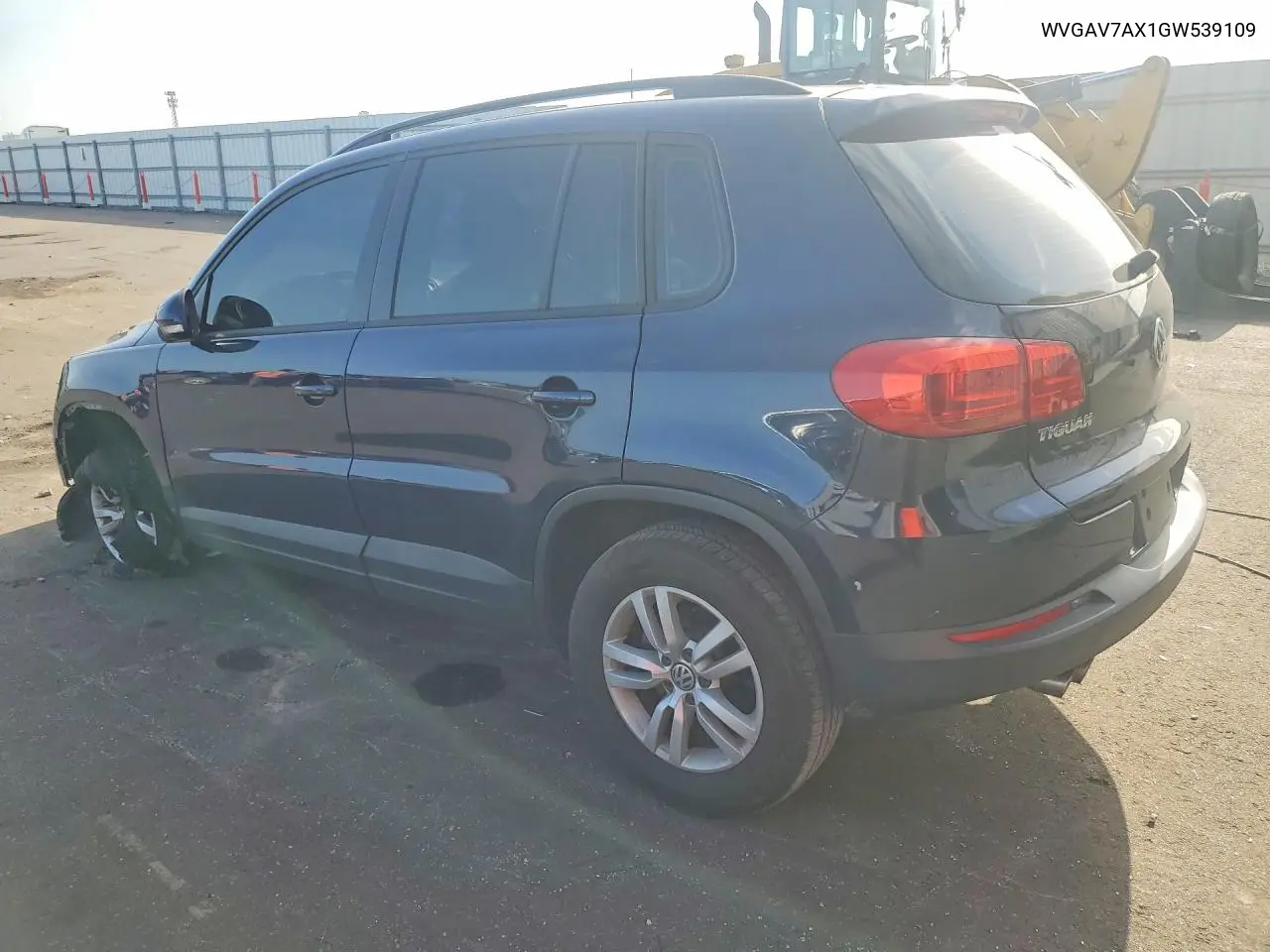 2016 Volkswagen Tiguan S VIN: WVGAV7AX1GW539109 Lot: 60631896