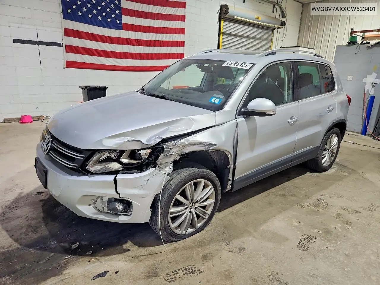 2016 Volkswagen Tiguan S VIN: WVGBV7AXXGW523401 Lot: 85966025
