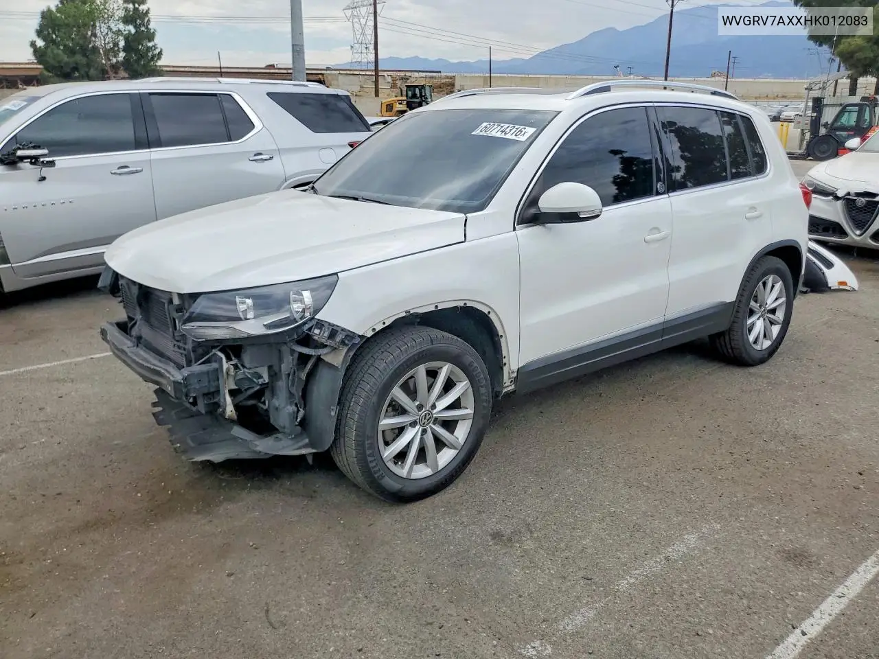 2017 Volkswagen Tiguan Wolfsburg VIN: WVGRV7AXXHK012083 Lot: 60714316