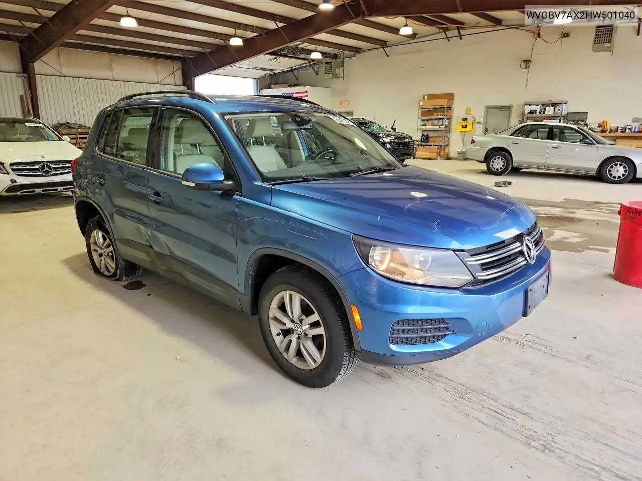 2017 Volkswagen Tiguan S VIN: WVGBV7AX2HW501040 Lot: 61973376