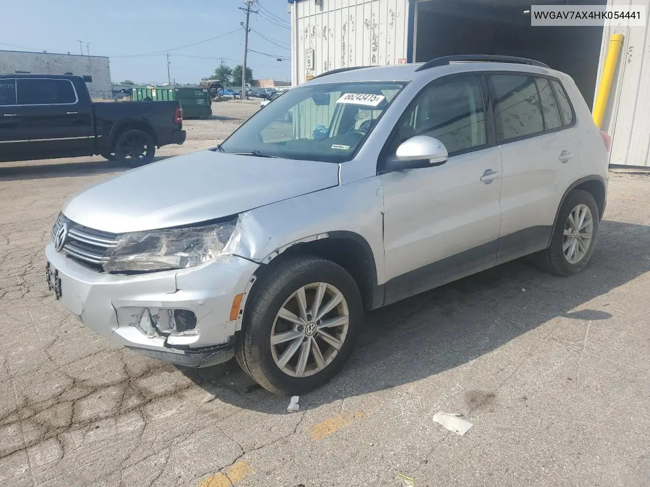 WVGAV7AX4HK054441 2017 Volkswagen Tiguan S