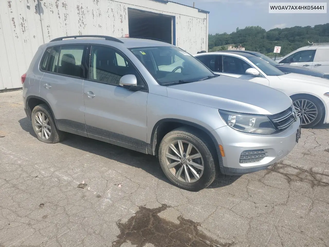 WVGAV7AX4HK054441 2017 Volkswagen Tiguan S
