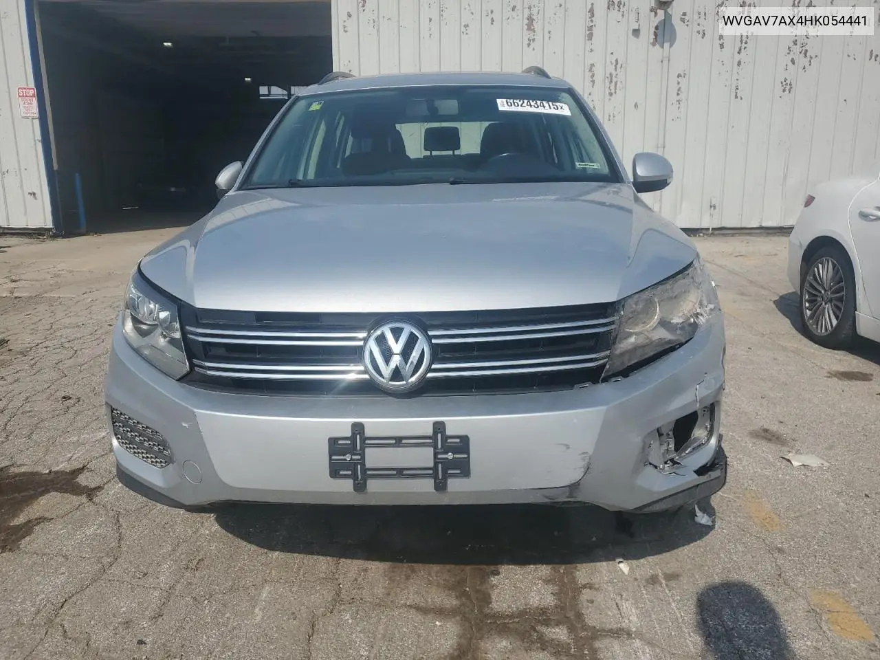WVGAV7AX4HK054441 2017 Volkswagen Tiguan S