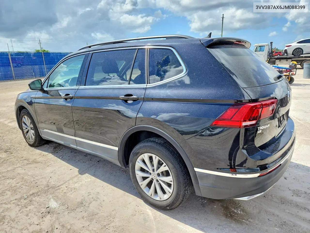 2018 Volkswagen Tiguan Se VIN: 3VV3B7AX6JM088399 Lot: 62099096