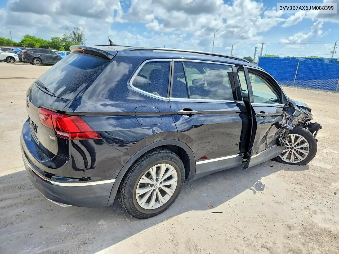 2018 Volkswagen Tiguan Se VIN: 3VV3B7AX6JM088399 Lot: 62099096