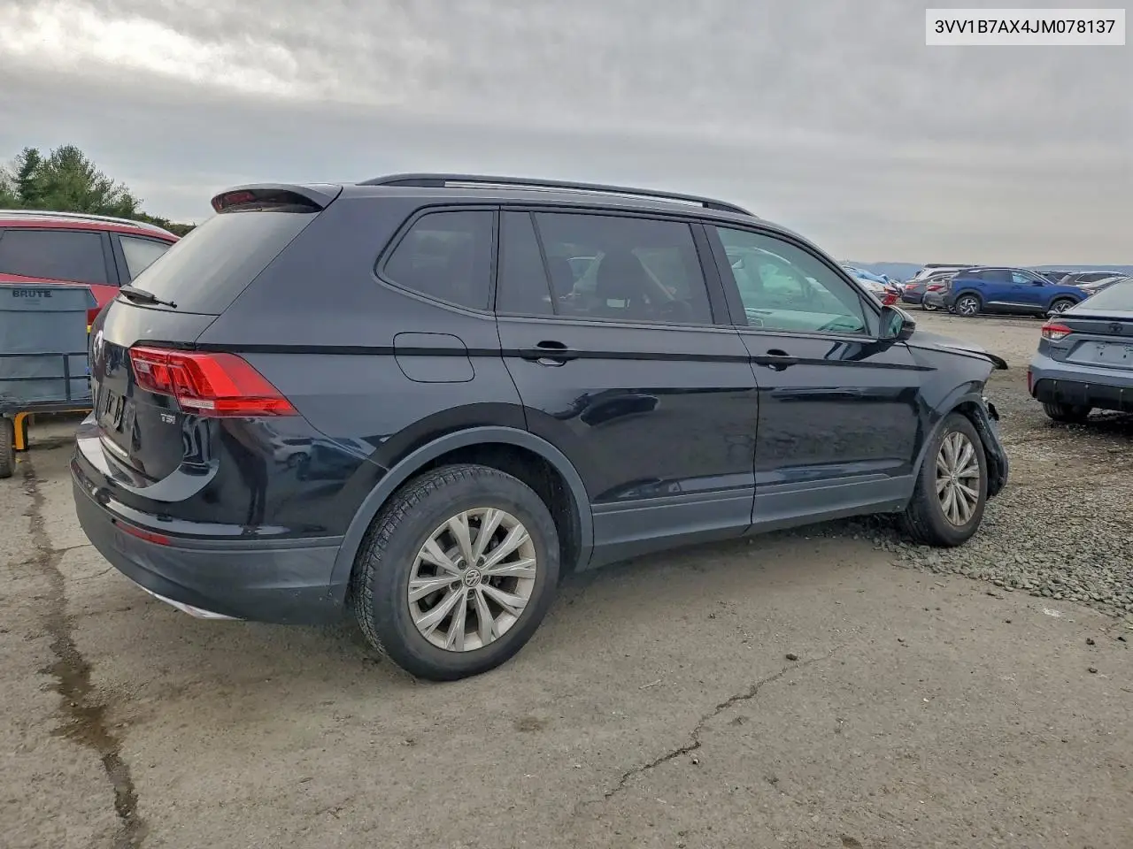 3VV1B7AX4JM078137 2018 Volkswagen Tiguan S