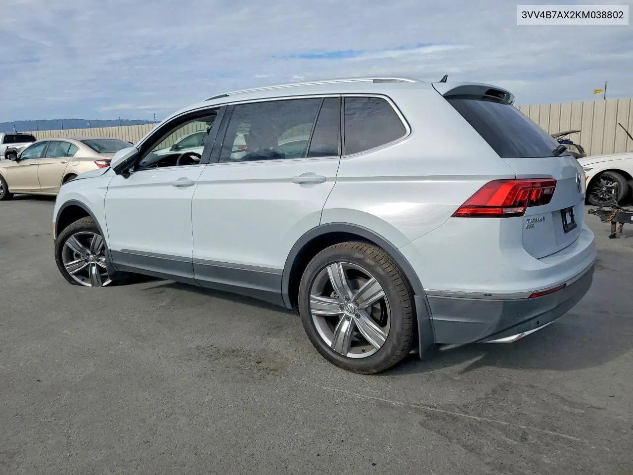 2019 Volkswagen Tiguan Sel Premium VIN: 3VV4B7AX2KM038802 Lot: 61426966