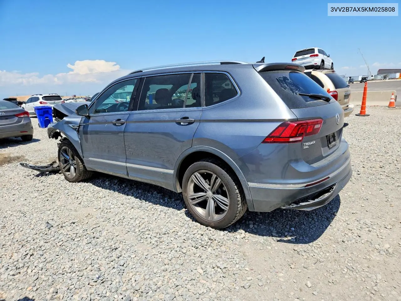2019 Volkswagen Tiguan Se VIN: 3VV2B7AX5KM025808 Lot: 61900256