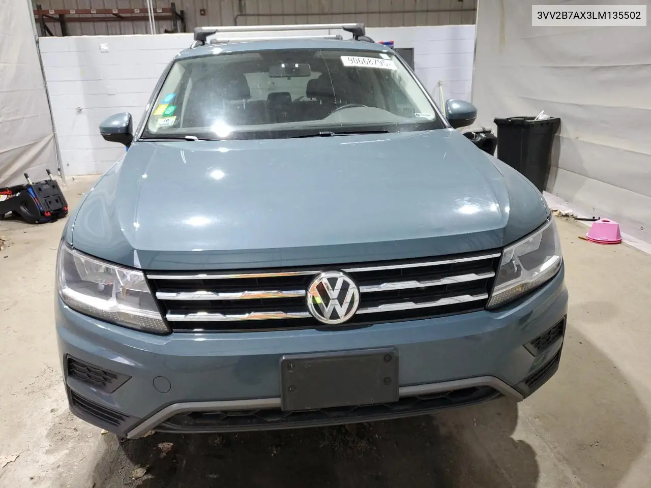 3VV2B7AX3LM135502 2020 Volkswagen Tiguan Se