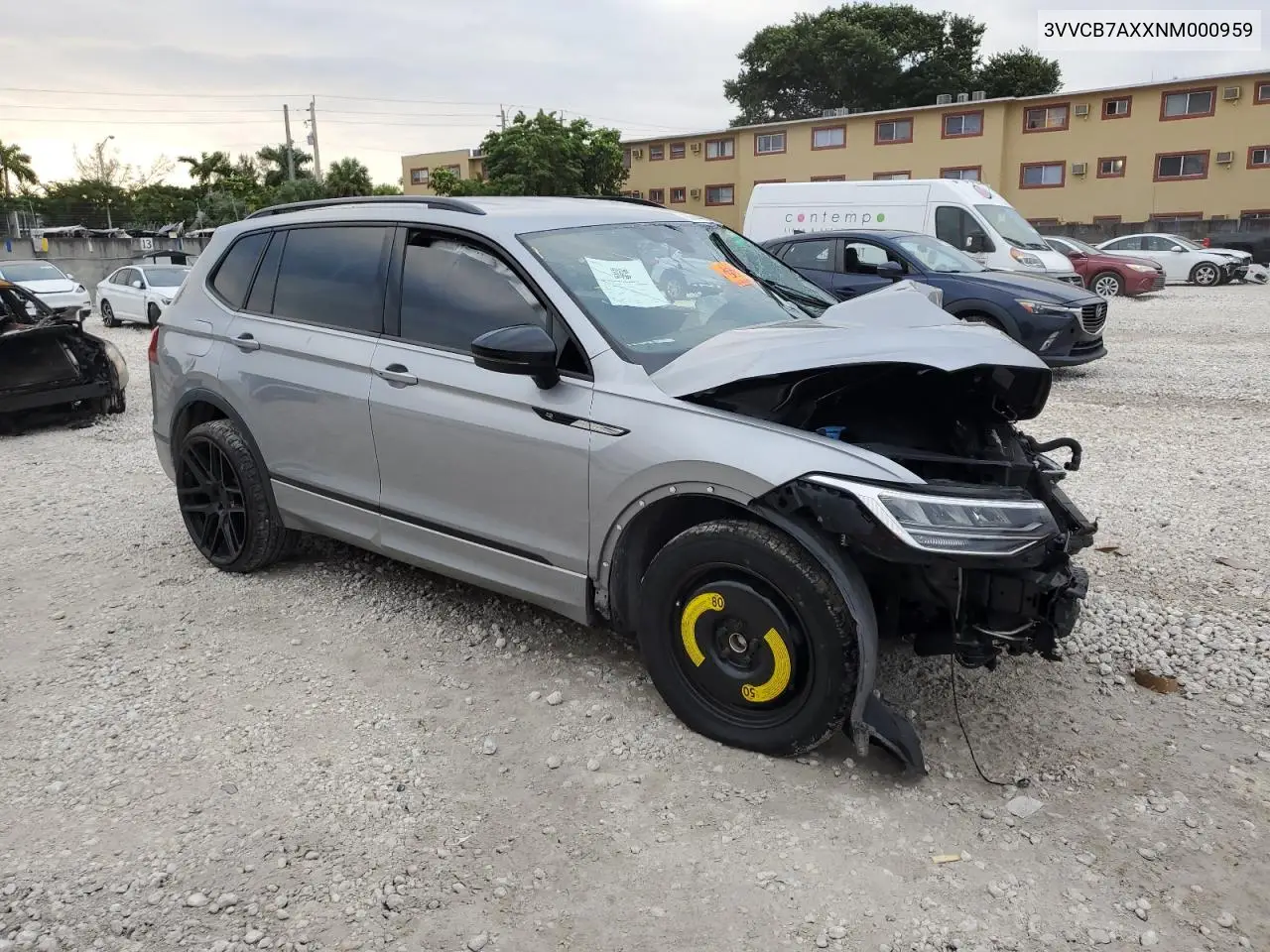 3VVCB7AXXNM000959 2022 Volkswagen Tiguan Se R-Line Black
