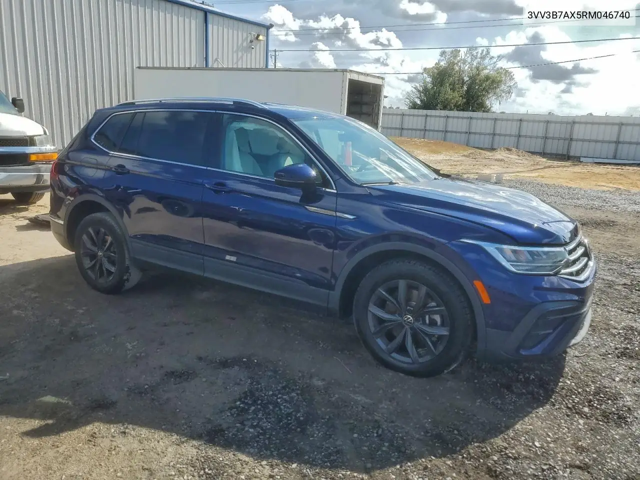 3VV3B7AX5RM046740 2024 Volkswagen Tiguan