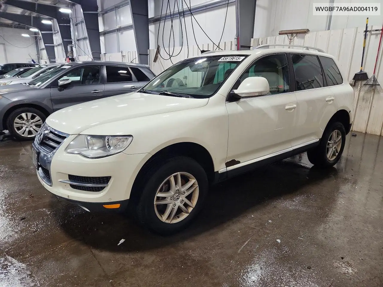 2010 Volkswagen Touareg V6 VIN: WVGBF7A96AD004119 Lot: 85619615