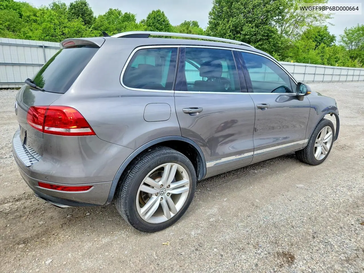 2011 Volkswagen Touareg VIN: WVGFF9BP6BD000664 Lot: 49149786