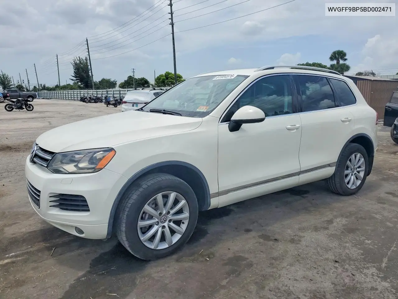 2011 Volkswagen Touareg V6 VIN: WVGFF9BP5BD002471 Lot: 61584576