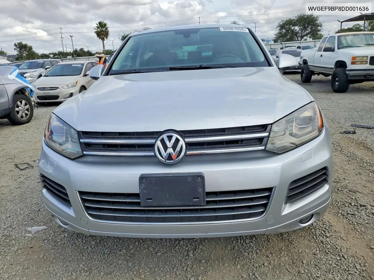 2013 Volkswagen Touareg V6 VIN: WVGEF9BP8DD001636 Lot: 50987056