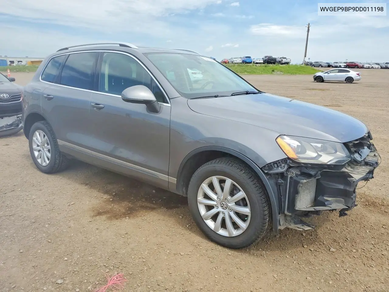 2013 Volkswagen Touareg V6 Tdi VIN: WVGEP9BP9DD011198 Lot: 59293596