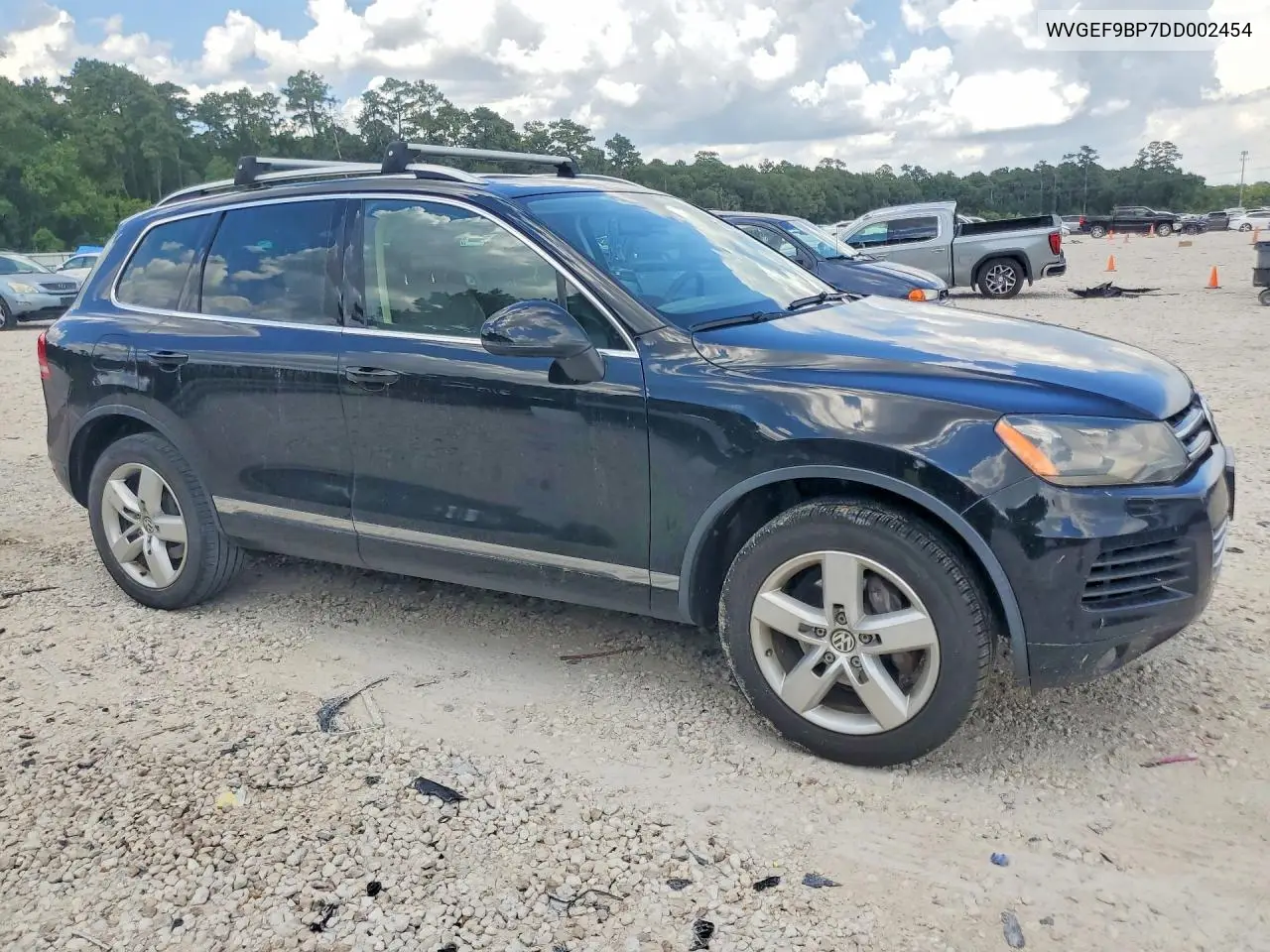 2013 Volkswagen Touareg V6 VIN: WVGEF9BP7DD002454 Lot: 60092996