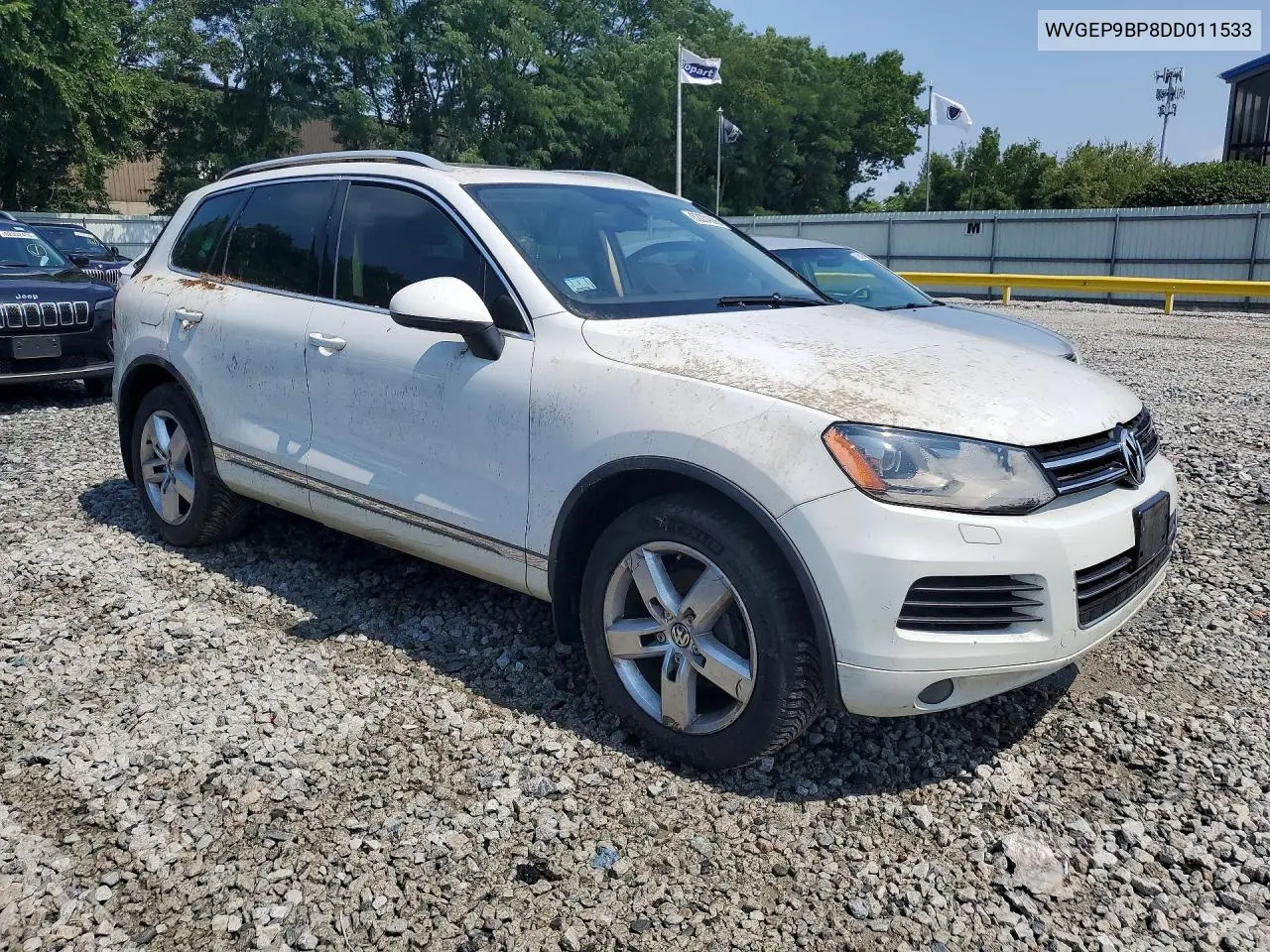 2013 Volkswagen Touareg V6 Tdi VIN: WVGEP9BP8DD011533 Lot: 62204286