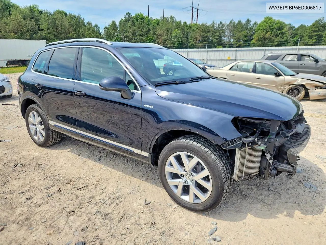 2014 Volkswagen Touareg V6 Tdi VIN: WVGEP9BP6ED006817 Lot: 56081816
