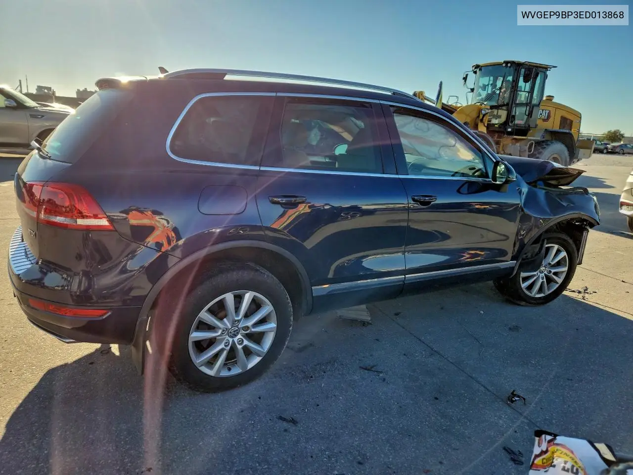 2014 Volkswagen Touareg V6 Tdi VIN: WVGEP9BP3ED013868 Lot: 74248265