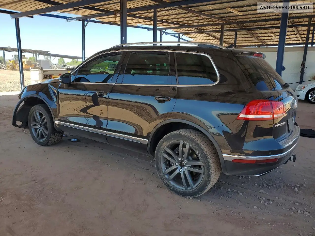 2016 Volkswagen Touareg Sport VIN: WVGEF9BP4GD009916 Lot: 56325086