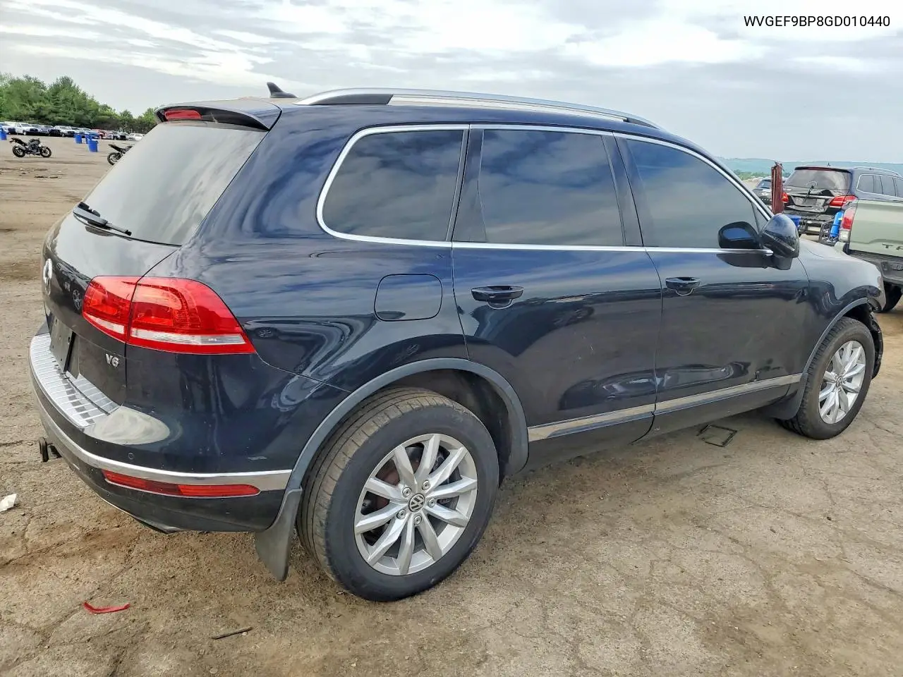 2016 Volkswagen Touareg Sport VIN: WVGEF9BP8GD010440 Lot: 56606646