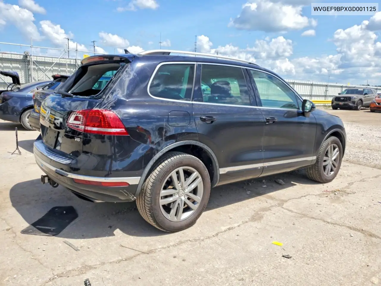2016 Volkswagen Touareg Sport VIN: WVGEF9BPXGD001125 Lot: 61174166