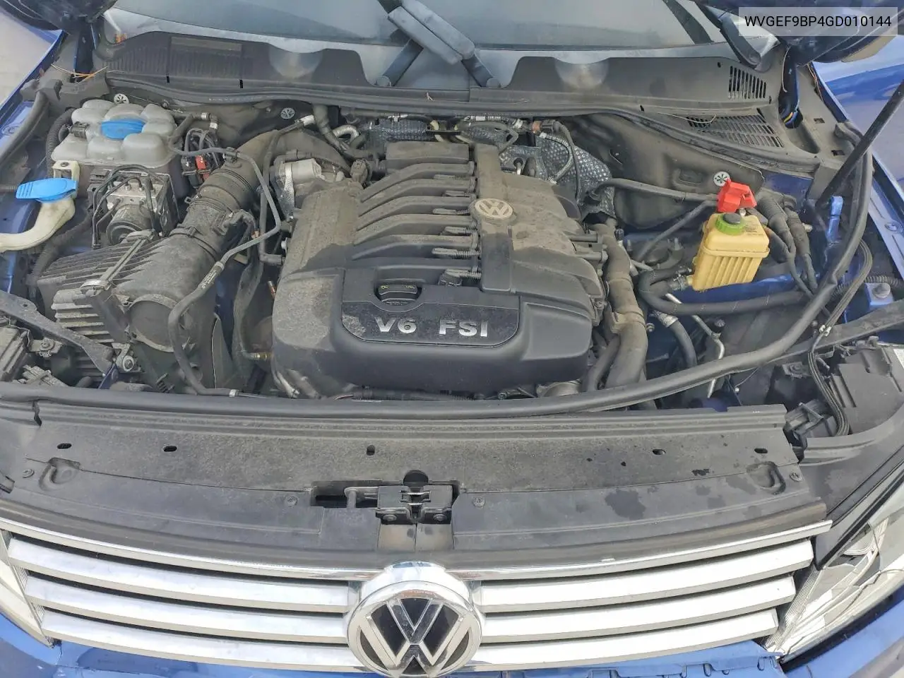 2016 Volkswagen Touareg Sport VIN: WVGEF9BP4GD010144 Lot: 98399455
