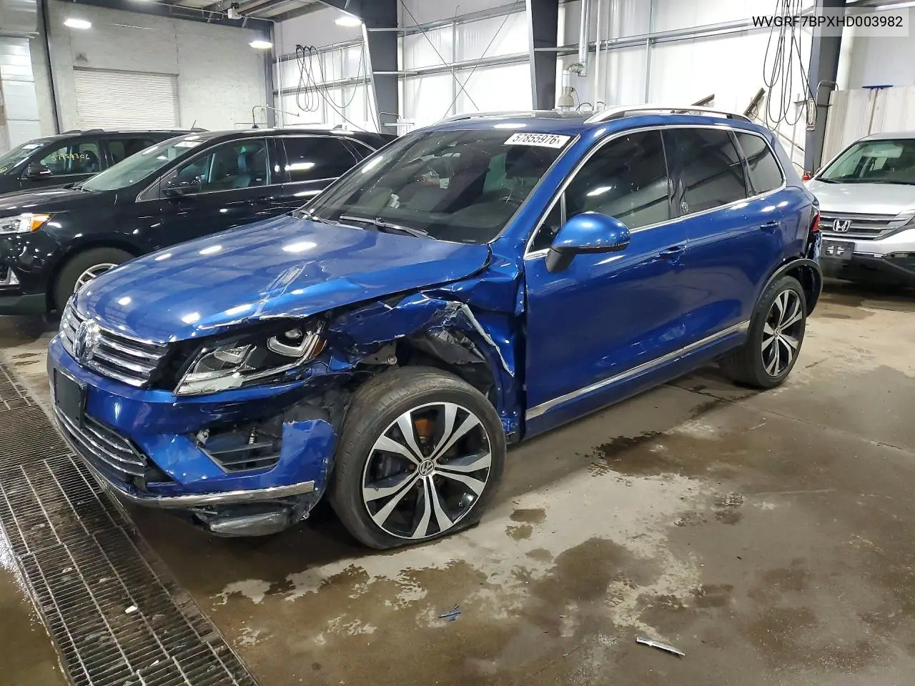 2017 Volkswagen Touareg Wolfsburg VIN: WVGRF7BPXHD003982 Lot: 57855976