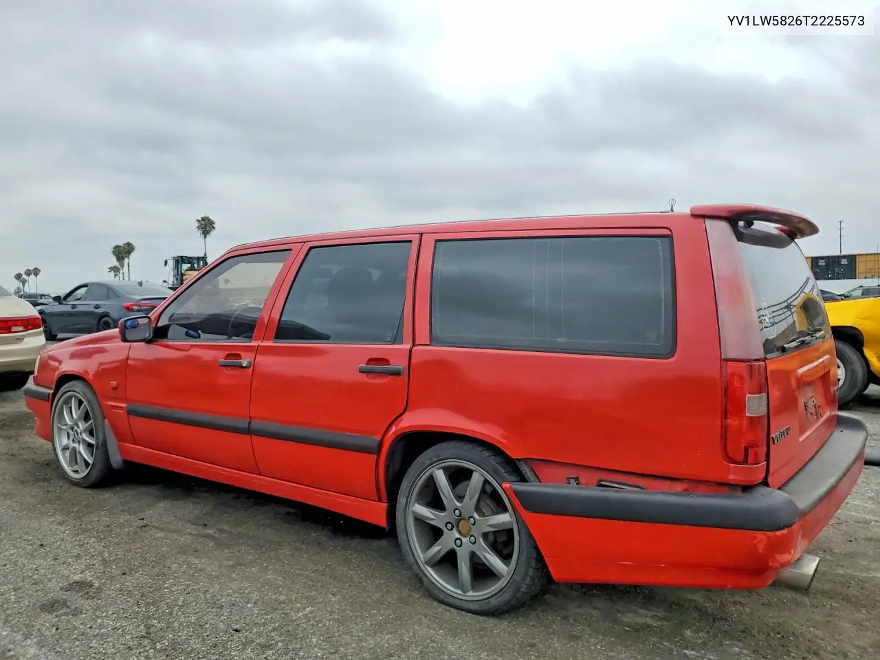 1996 Volvo 850 R VIN: YV1LW5826T2225573 Lot: 57192996