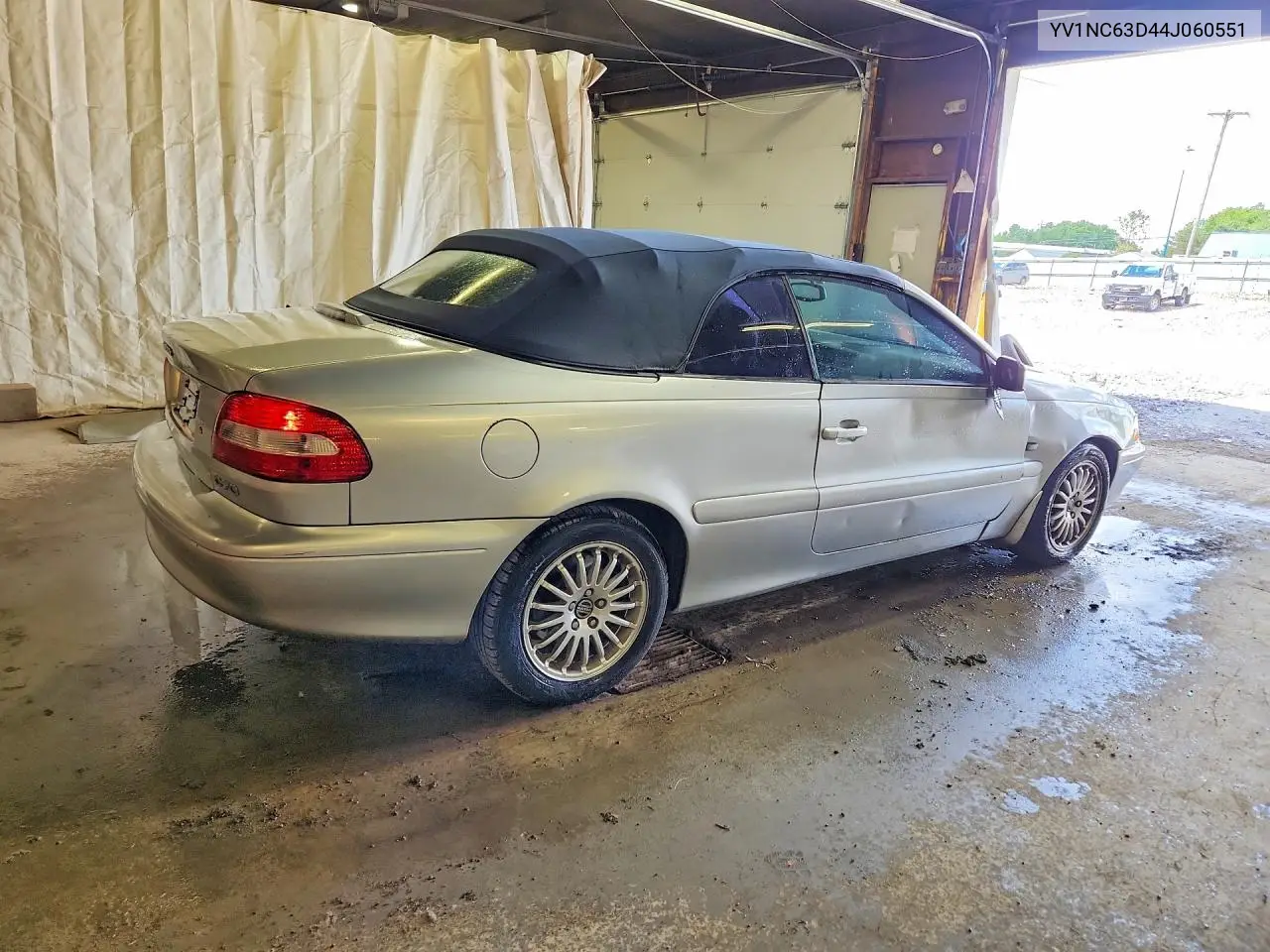 2004 Volvo C70 Lpt VIN: YV1NC63D44J060551 Lot: 57303826