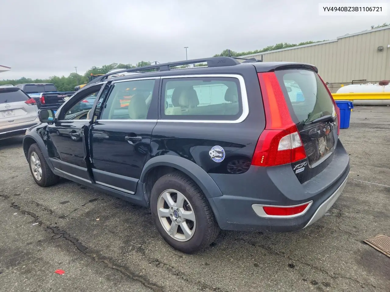 2011 Volvo Xc70 3.2 VIN: YV4940BZ3B1106721 Lot: 57757126