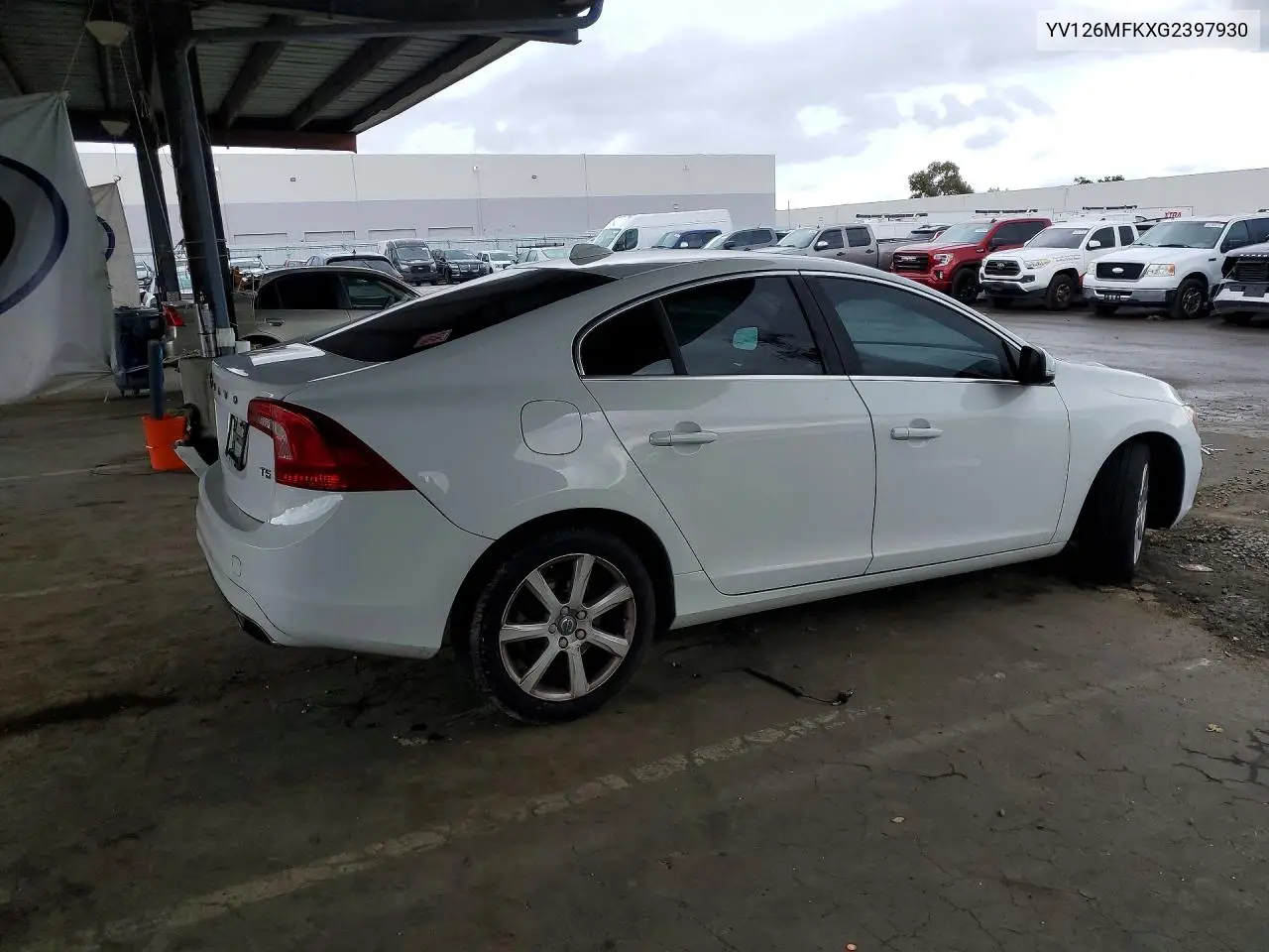 2016 Volvo S60 Premier VIN: YV126MFKXG2397930 Lot: 54557926