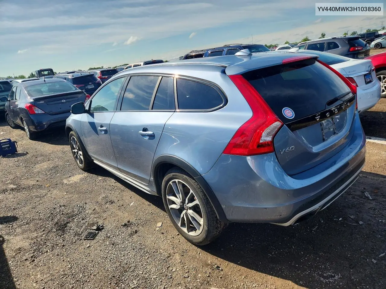 2017 Volvo V60 Cross Country Premier VIN: YV440MWK3H1038360 Lot: 58103286