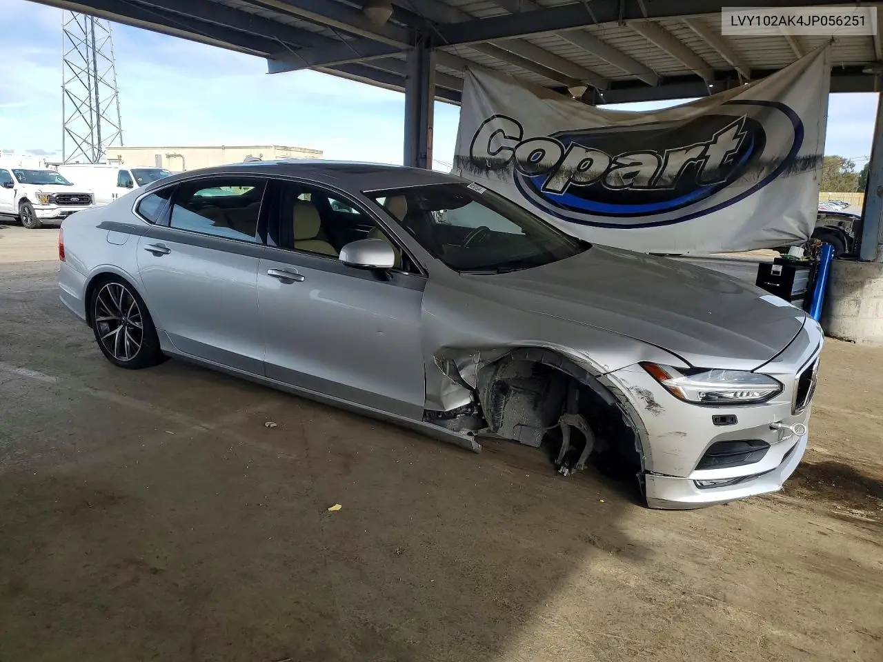 2018 Volvo S90 T5 Momentum VIN: LVY102AK4JP056251 Lot: 48539916